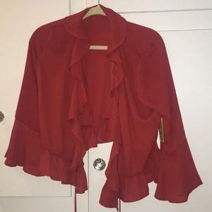 New with tags Active USA wrap around ruffled top M